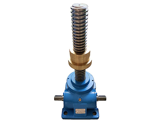 絲杆升降機（jī）聯動（dòng）平台安裝與使用的注意要點